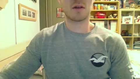 Snapshot of babacoolmagic chatting on 10/04/25, 06:17 babacoolmagic online show from 10/04/25, 06:17