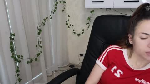 Anya online show from 05/24/26, 04:06