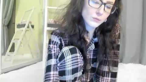 babby_jewel online show from 09/13/25, 10:15