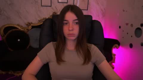 Babe online show from 06/12/26, 07:51