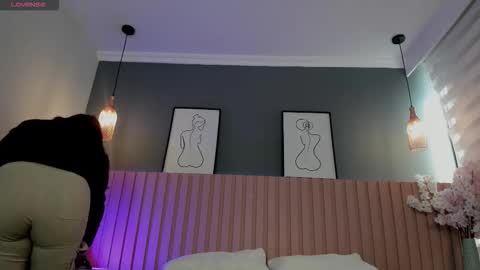 babe_sophiee online show from 10/05/25, 12:47