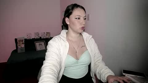 babenik_777 online show from 11/15/25, 06:11