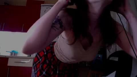 Snapshot of baby_ada chatting on 10/13/25, 05:35 baby ada online show from 10/13/25, 05:35