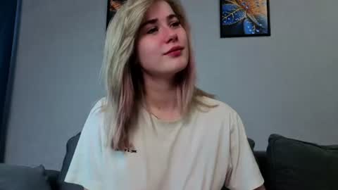 Kate online show from 06/25/26, 05:12