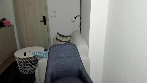 Call me baby  real name Eva   online show from 02/23/25, 03:29