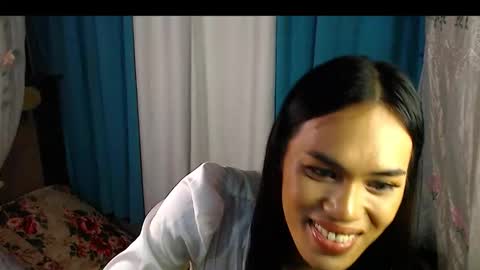 Nathalia online show from 11/14/25, 05:33