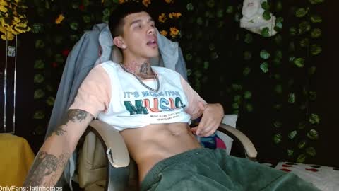 Snapshot of baby_gio chatting on 01/07/25, 10:52 OF GxoXabs online show from 01/07/25, 10:52