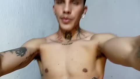 Snapshot of baby_gio chatting on 02/26/25, 04:03 OF GxoXabs online show from 02/26/25, 04:03