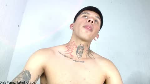 Snapshot of baby_gio chatting on 03/07/25, 04:35 OF GxoXabs online show from 03/07/25, 04:35