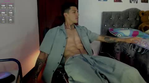 Snapshot of baby_gio chatting on 12/15/25, 11:25 OF GxoXabs online show from 12/15/25, 11:25