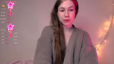 Snapshot of baby_girl_0001 chatting on 01/13/25, 10:35 Kira online show from 01/13/25, 10:35