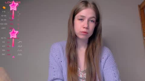 Snapshot of baby_girl_0001 chatting on 02/20/25, 01:25 Kira online show from 02/20/25, 01:25