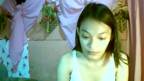 baby_girlhot062006 online show from 05/27/26, 06:21