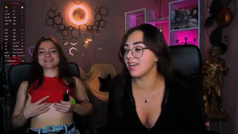 Snapshot of baby_hotte chatting on 11/20/25, 09:20 baby online show from 11/20/25, 09:20