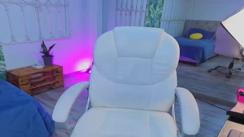 Julieta online show from 05/20/26, 04:18