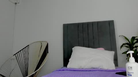 baby_keyshar online show from 06/09/26, 11:33