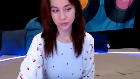 baby_kitte online show from 12/24/24, 04:11