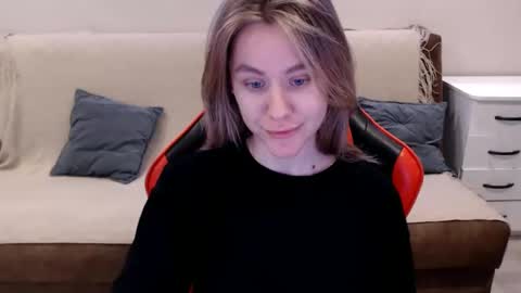 baby_kitte online show from 01/21/25, 05:49
