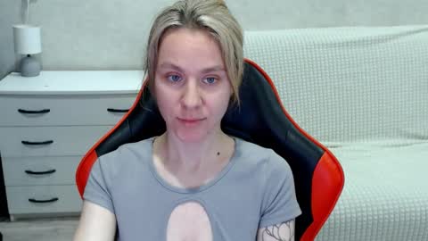 Snapshot of baby_kitte chatting on 10/30/25, 03:30 baby_kitte online show from 10/30/25, 03:30