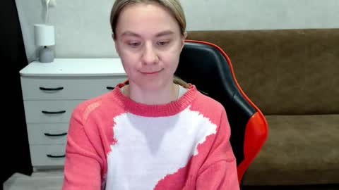 baby_kitte online show from 11/13/25, 04:11