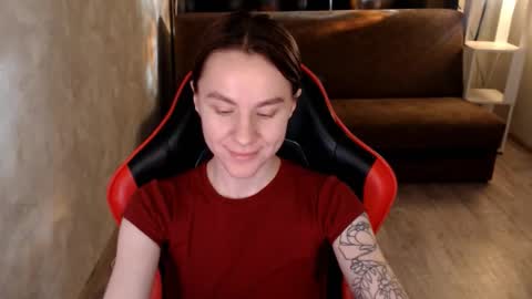 baby_kitte online show from 12/16/25, 03:44