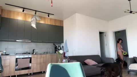 Snapshot of baby_meimei chatting on 10/14/25, 04:02 mei online show from 10/14/25, 04:02