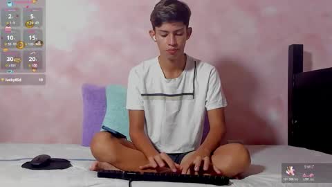 baby_noaht online show from 05/14/26, 12:01