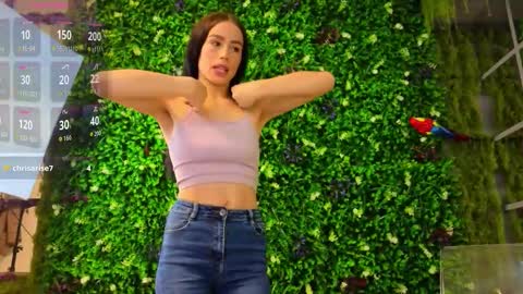 Baby Nico online show from 10/08/25, 04:04