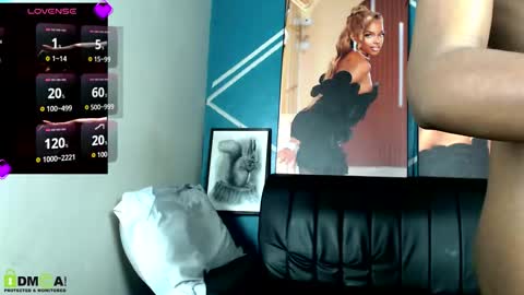 Snapshot of baby_petite1 chatting on 12/14/25, 09:30 Baby Petite online show from 12/14/25, 09:30