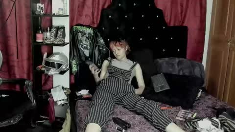 baby_punkk online show from 12/03/24, 11:57
