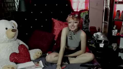 baby_punkk online show from 12/12/24, 05:48