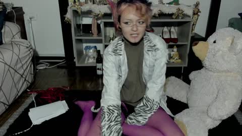 baby_punkk online show from 12/27/24, 12:50
