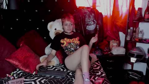 baby_punkk online show from 01/07/25, 07:28