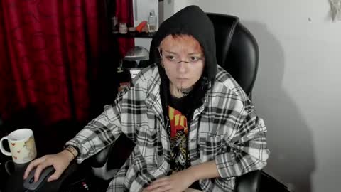 baby_punkk online show from 01/24/25, 12:42