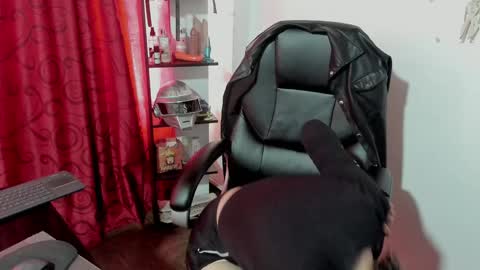baby_punkk online show from 01/27/25, 05:48