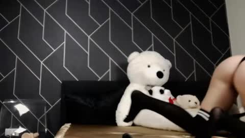 babyy online show from 06/04/26, 06:58