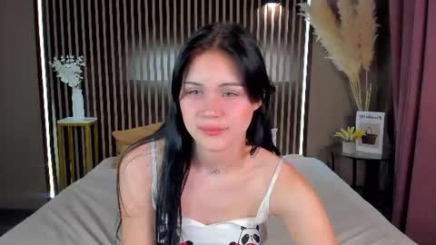 baby_sunsh1ne_ online show from 07/08/26, 07:35