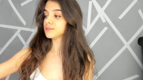 Aylin  online show from 12/19/24, 06:01