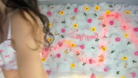 Aylin  online show from 01/31/25, 10:31