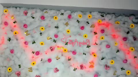 Aylin  online show from 02/11/25, 08:58