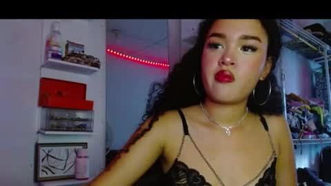 babybombom08 online show from 05/20/26, 10:16