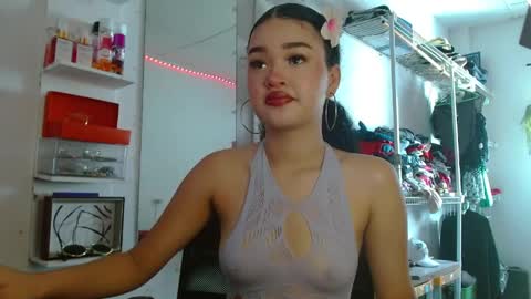 babybombom08 online show from 06/01/26, 07:15
