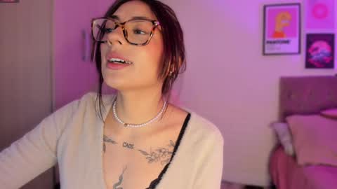 Mariana  online show from 05/29/26, 10:08