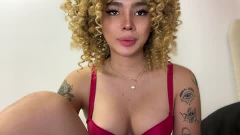 Clara online show from 05/23/26, 05:34