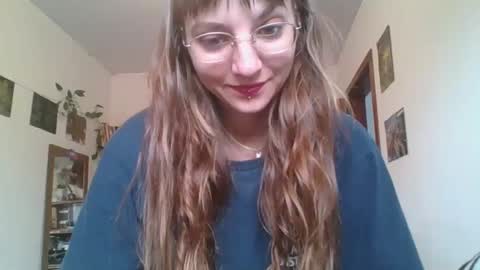 Snapshot of babydemon6 chatting on 12/08/24, 01:03 babydemon6 online show from 12/08/24, 01:03