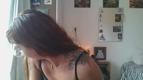 Snapshot of babydemon6 chatting on 12/24/24, 06:28 babydemon6 online show from 12/24/24, 06:28