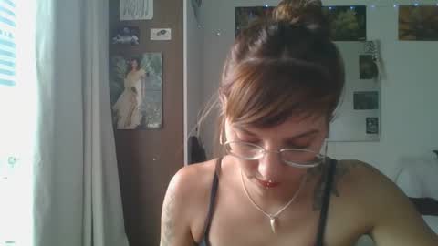 Snapshot of babydemon6 chatting on 01/10/25, 04:20 babydemon6 online show from 01/10/25, 04:20