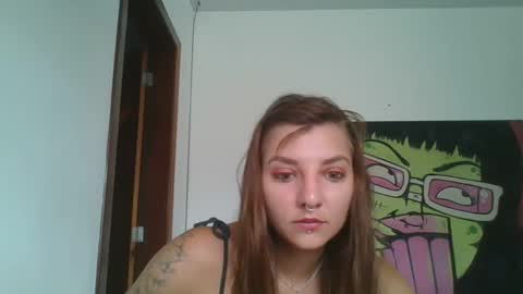 Snapshot of babydemon6 chatting on 02/23/25, 02:04 babydemon6 online show from 02/23/25, 02:04