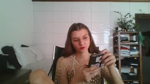 Snapshot of babydemon6 chatting on 09/23/25, 06:44 babydemon6 online show from 09/23/25, 06:44