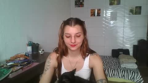 Snapshot of babydemon6 chatting on 11/05/25, 05:35 babydemon6 online show from 11/05/25, 05:35